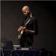 Lezioni di Chitarra Elettrica, Acustica, Classica e Basso Elettrico
